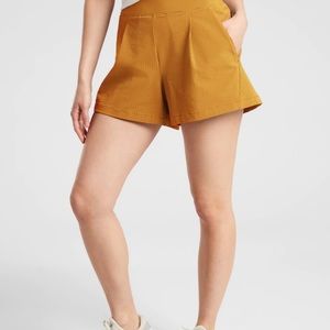 Athleta Textured Brooklyn Short